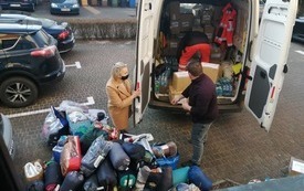 Zbiórka pomocy rzeczowej dla Ukrainy w Urzędzie Miasta Czarnków - 26.02. - 04.03.2022. 15