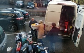 Zbiórka pomocy rzeczowej dla Ukrainy w Urzędzie Miasta Czarnków - 26.02. - 04.03.2022. 17