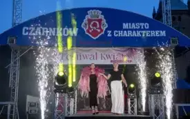 Galeria aktualności V edycja Festiwalu kwiat&oacute;w - przygotowania i oficjalne otwarcie.  12