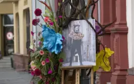 Galeria aktualności V edycja Festiwalu kwiat&oacute;w - przygotowania i oficjalne otwarcie.  61