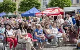 Galeria aktualności Drugi dzień Festiwalu Kwiat&oacute;w pełen kolor&oacute;w i emocji! 38
