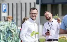 Galeria aktualności Drugi dzień Festiwalu Kwiat&oacute;w pełen kolor&oacute;w i emocji! 74