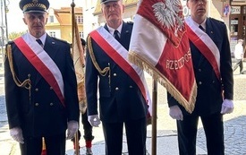 Galeria aktualności Uroczyste obchody z okazji 235. rocznicy uchwalenia Konstytucji 3 Maja 14
