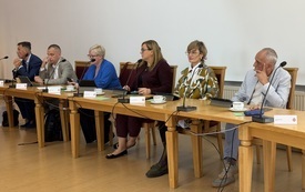 Galeria aktualności Wrześniowa sesja Rady Miasta Czarnk&oacute;w za nami 10