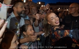 Fotogaleria z koncert&oacute;w zespoł&oacute;w: FROM, IRA oraz CLEO, kt&oacute;re odbyły się podczas Dni Ziemi Czarnkowskiej 2022 7