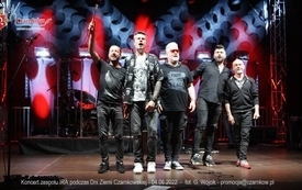 Fotogaleria z koncert&oacute;w zespoł&oacute;w: FROM, IRA oraz CLEO, kt&oacute;re odbyły się podczas Dni Ziemi Czarnkowskiej 2022 109