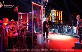 Fotogaleria z koncert&oacute;w zespoł&oacute;w: FROM, IRA oraz CLEO, kt&oacute;re odbyły się podczas Dni Ziemi Czarnkowskiej 2022 120
