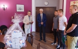 Spotkanie w Ratuszu z okazji awansu drużyny "Noteć Czarnk&oacute;w" do IV ligi 9