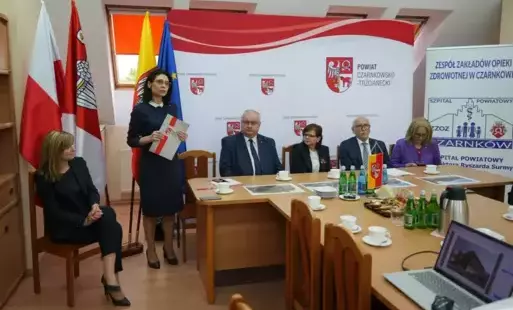 Zdjęcie do Wizyta Minister Zdrowia Izabeli Leszczyny w Szpitalu w Czarnkowie
