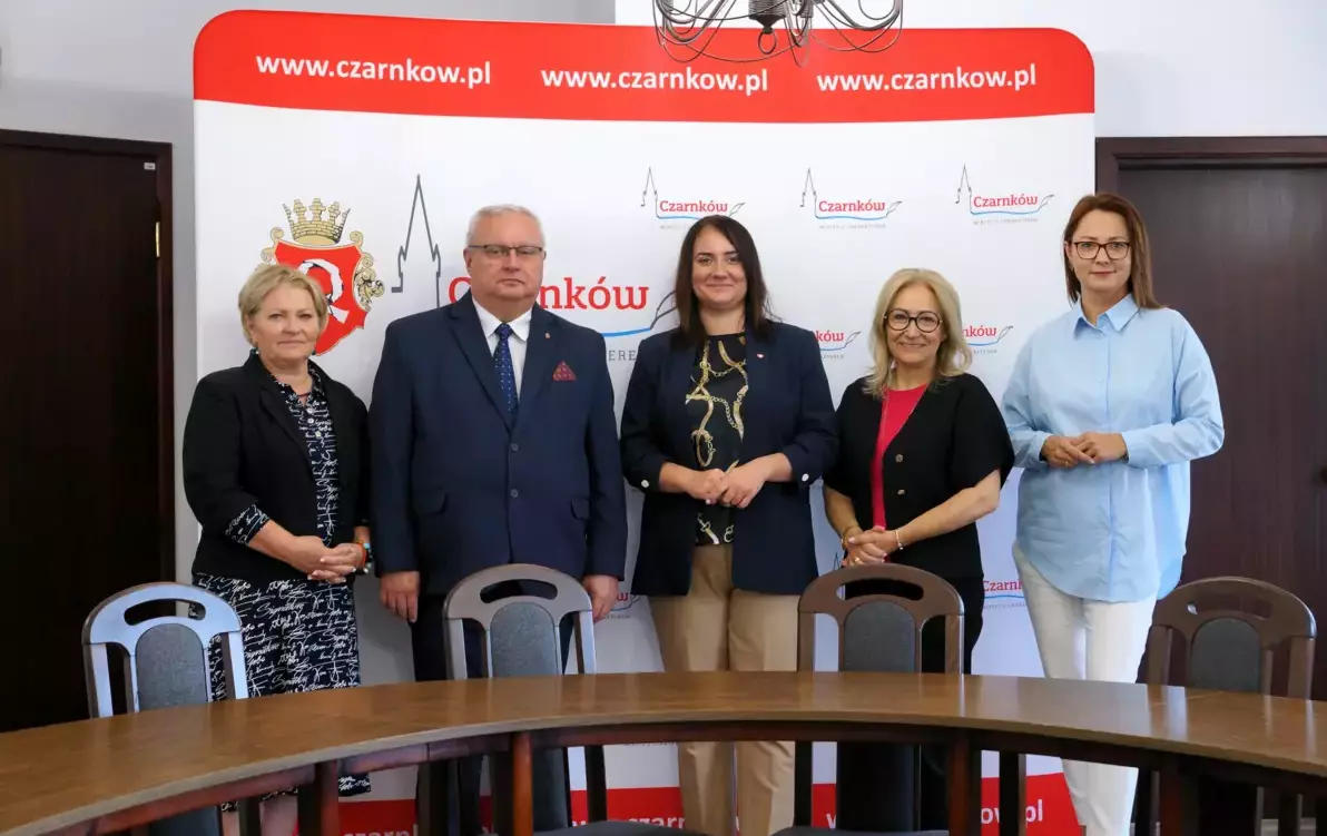 Zdjęcie do Czarnk&oacute;w z pierwszym miejskim żłobkiem. Podpisano umowę na realizację inwestycji