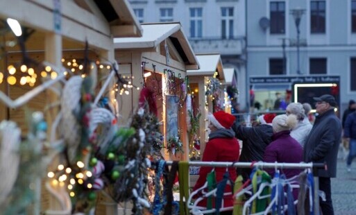 Zdjęcie do Świąteczny weekend na Placu Wolności za nami