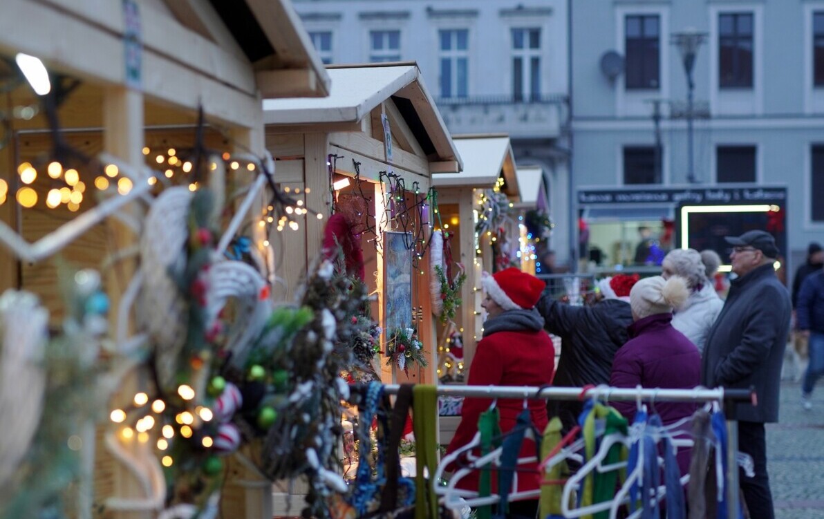 Zdjęcie do Świąteczny weekend na Placu Wolności za nami