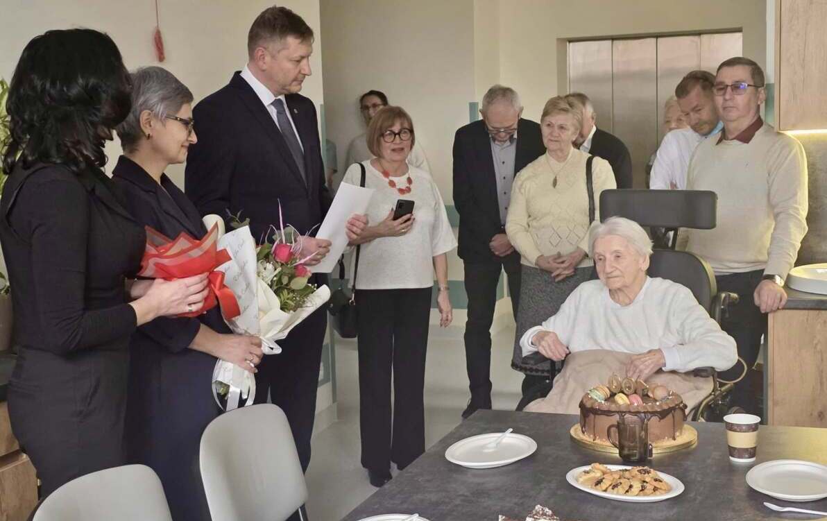 Zdjęcie do 100 lat życia mieszkanki Czarnkowa 