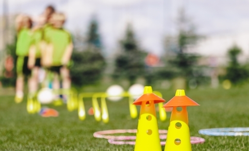 Zdjęcie do Po wakacyjnej przerwie ponownie ruszają zajęcia sportowe dla dzieci.