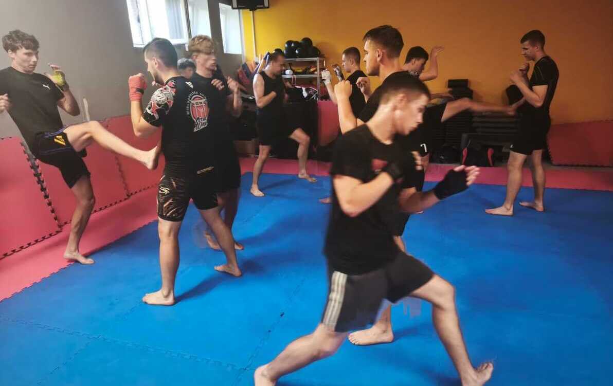Zdjęcie do Czarnk&oacute;w wspiera. Sport, profilaktyka i rozw&oacute;j poprzez kickboxing.