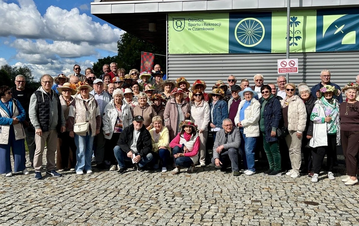 Zdjęcie do Czarnk&oacute;w wspiera. Piknik Rekreacyjny Sportowo-Rozrywkowy nad brzegiem rzeki Noteć.