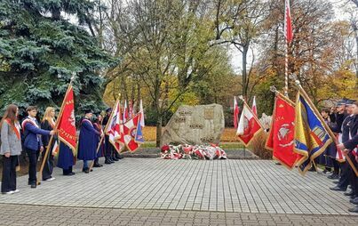 Zdjęcie do Foto i video relacja z uroczystych obchod&oacute;w &quot;Narodowego Święta Niepodległości&quot; w Czarnkowie - 11.11.2023.