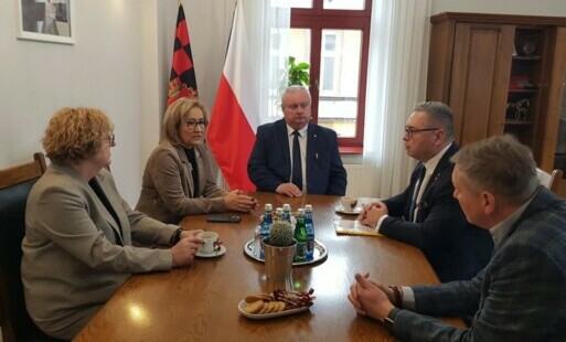 Zdjęcie do Spotkanie w Ratuszu: Wsp&oacute;lne Plany na Przyszłość Miasta i Regionu