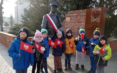 Zdjęcie do OBCHODY 104. ROCZNICY ZAKOŃCZENIA POWSTANIA WIELKOPOLSKIEGO z udziałem dzieci z przedszkola &quot;Bajkowy Świat&quot;