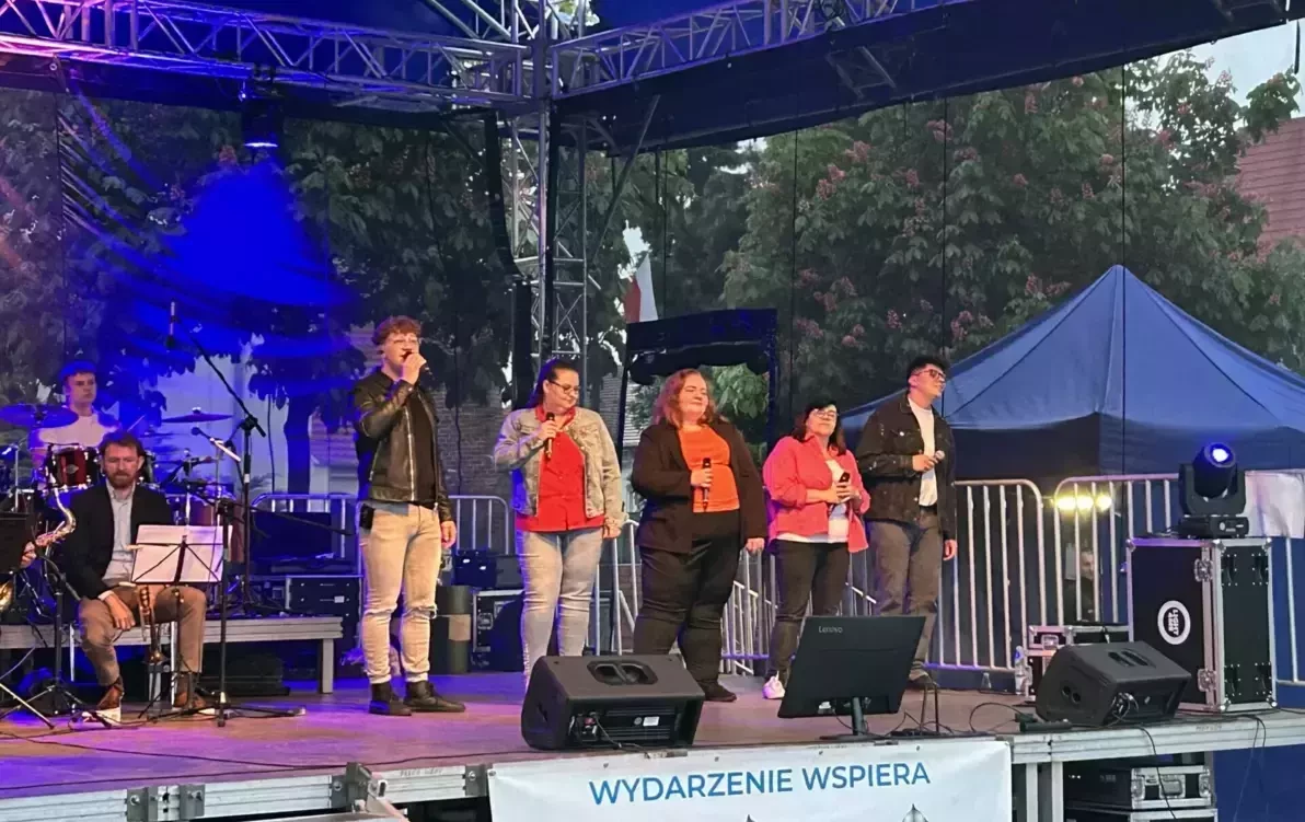 Zdjęcie do Maj&oacute;wka 2025 w Czarnkowie: Cztery dni radości, muzyki i wsp&oacute;lnoty.