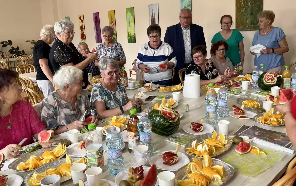 Zdjęcie do Warsztaty carvingu w Centrum Usług Senioralnych